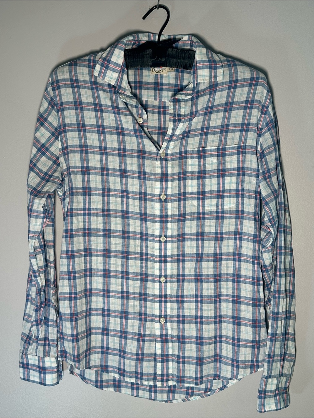 Faherty Men’s 100% Linen Blue, White, Pink Plaid Button-Down Shirt Small